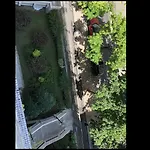 Appartement 2 chambre proche du métro convention